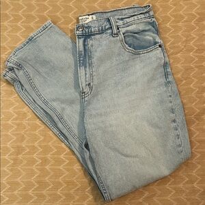 Abercrombie & Fitch Light Denim Jeans